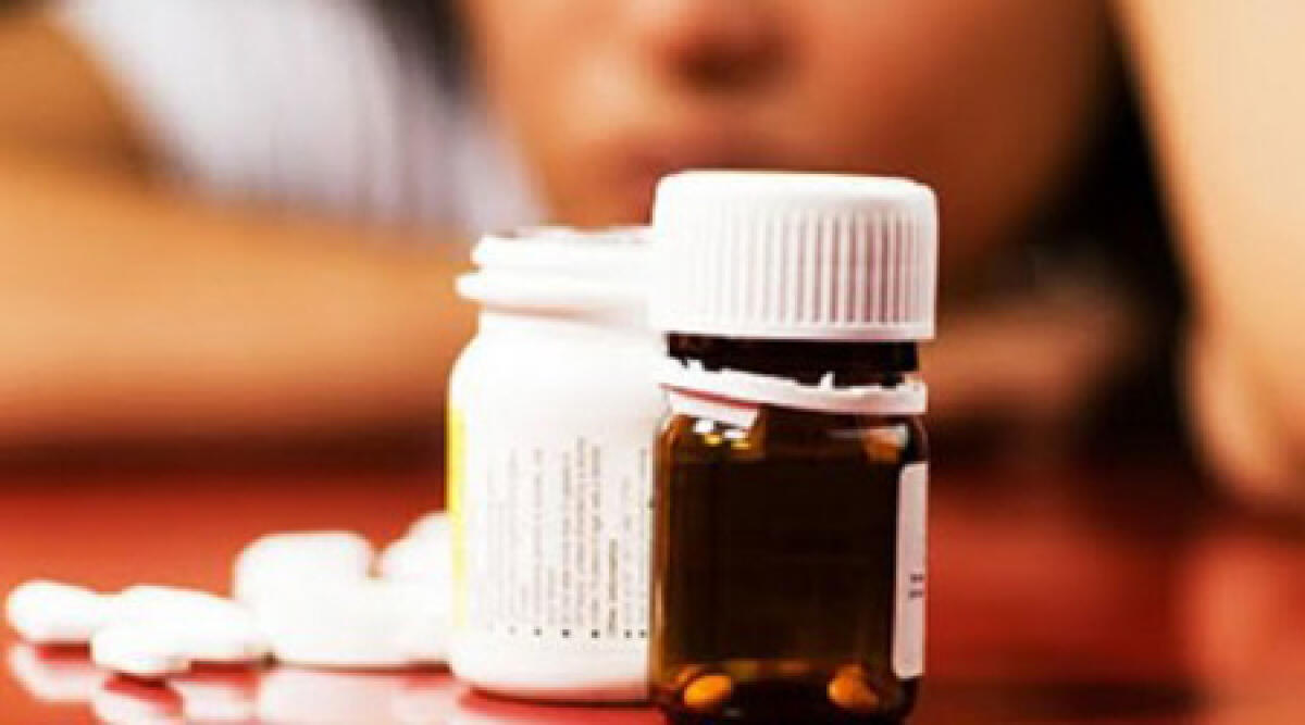 &quot;Mia figlia ha tentato il suicidio&quot;: aveva invece assunto dose sbagliata di farmaci - 