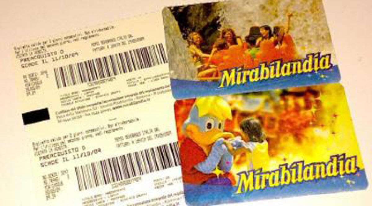 Centinaia biglietti falsi per Mirabilandia, tre denunciati -