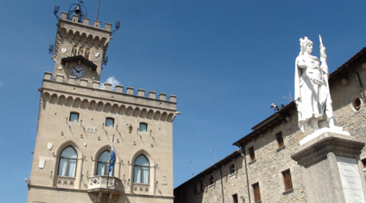 San Marino, Teodoro Lonfernini e Denise Bronzetti i nuovi capitani reggenti - 