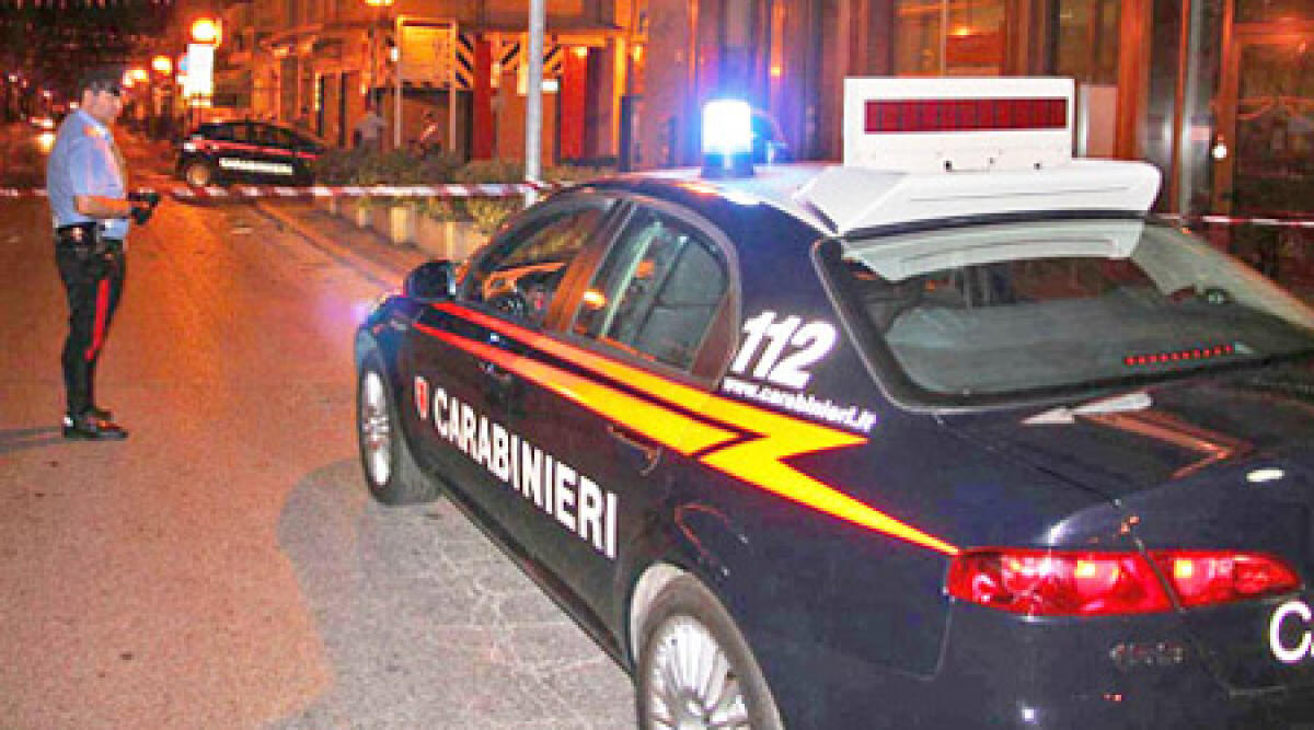Giallo in discoteca riccionese: 19enne addormentato nel parcheggio, era ferito - 