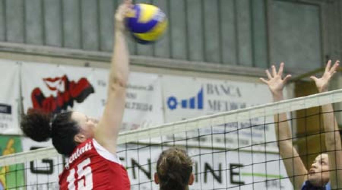 Volley: il Viserba gioca contro Scandicci e inaugura una postazione con defibrillatore - 