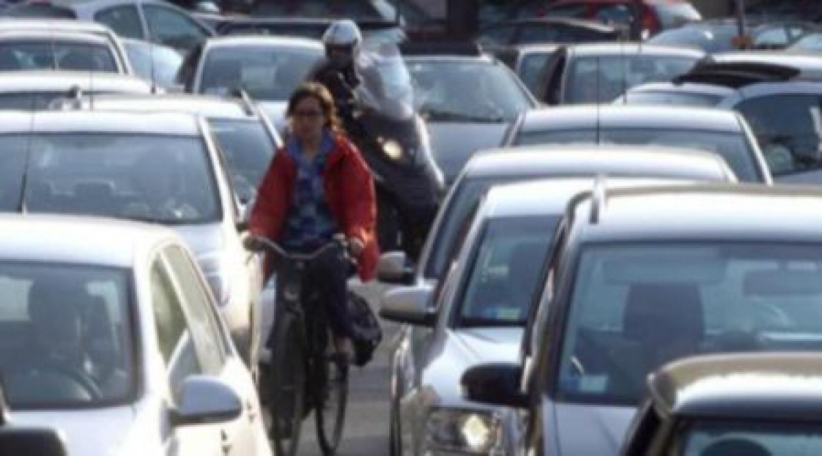 Traffico Rimini: i disagi dei cittadini di via Bagli e via Tonale -