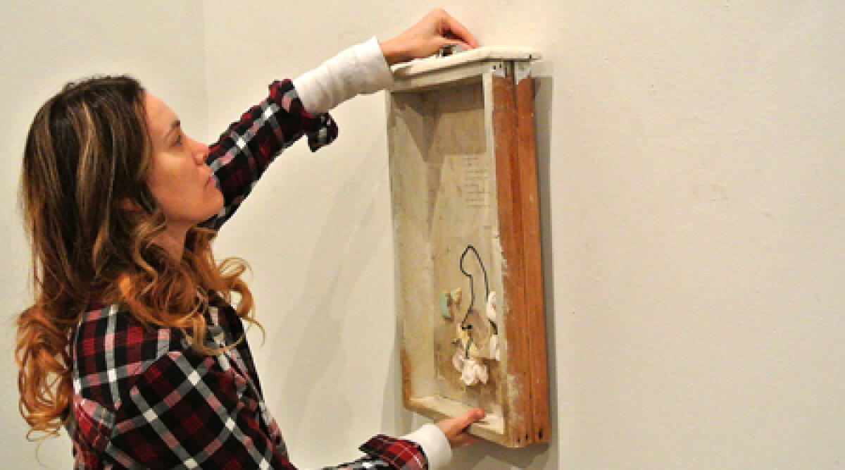 Biblioteca Gambalunga Rimini: le artiste Ballestracci e Marchi raccontano l'essere - 