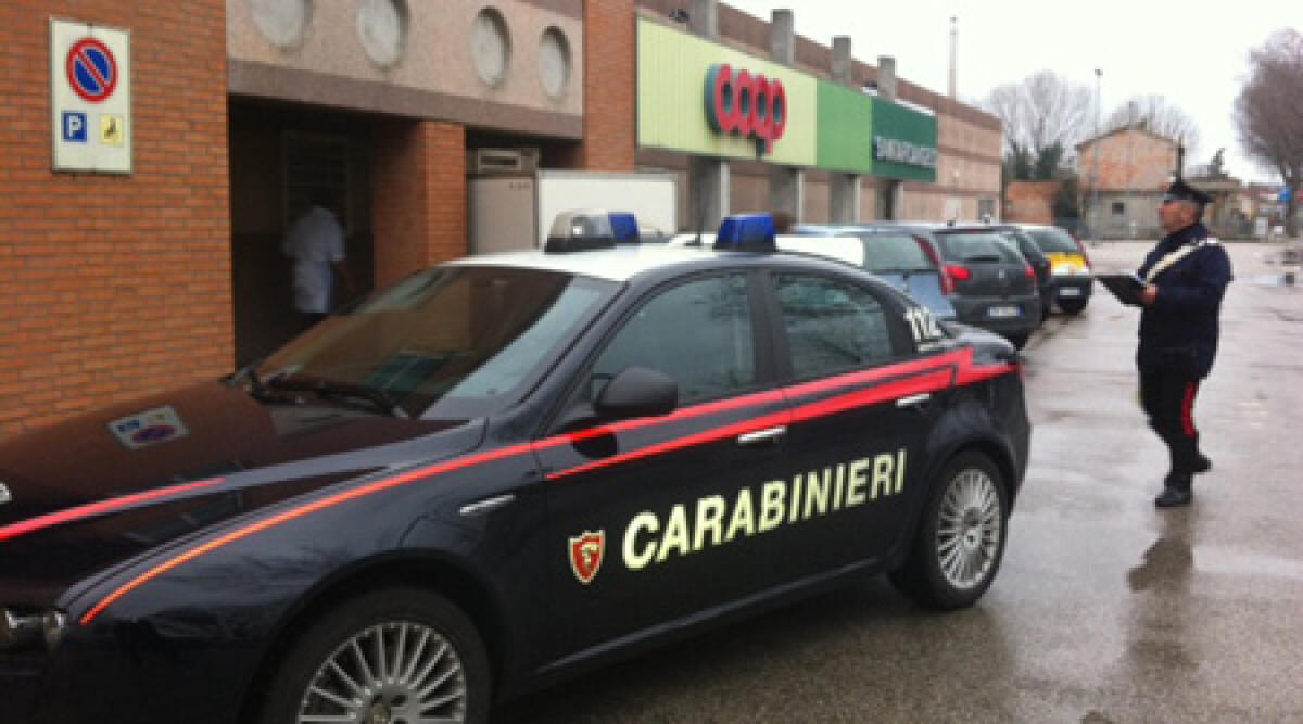 Disattivano allarme: predoni colpiscono al supermercato Coop - 