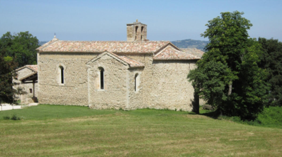Sant'Igne di San Leo: un bassorilievo per ricordare Don Luigi Giussani -
