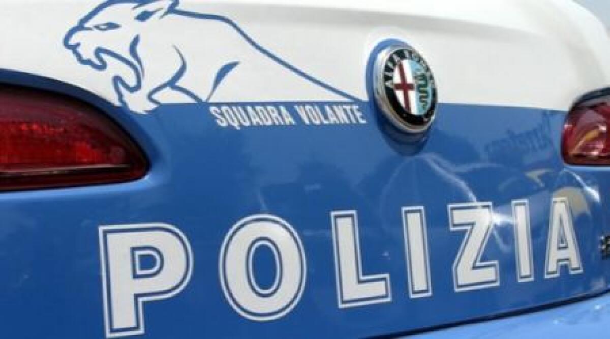 Furti in abitazione nel pesarese, due arresti e una denuncia: base a Rimini - 
