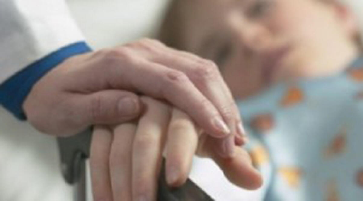 Migliorano le condizioni del bimbo caduto dalla finestra a Viserba - 