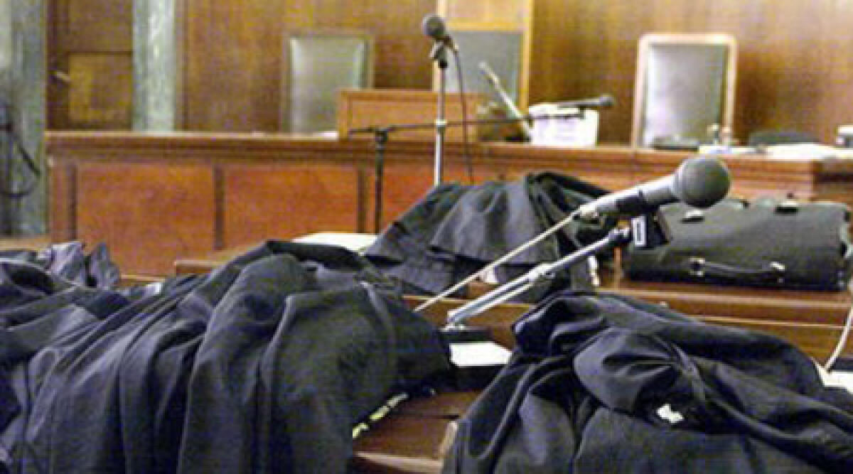 Tre condanne per morte paracadutista, tra gli imputati anche 68enne riminese -