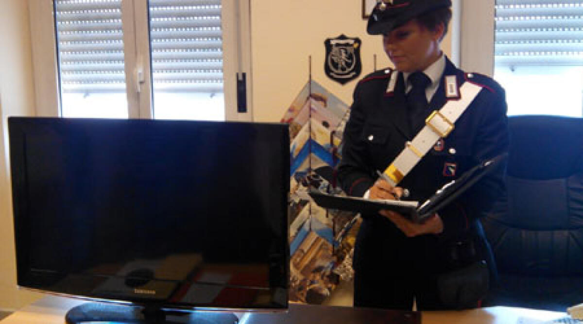 Rimini, furti nei centri commerciali: un arresto e due denunce - 