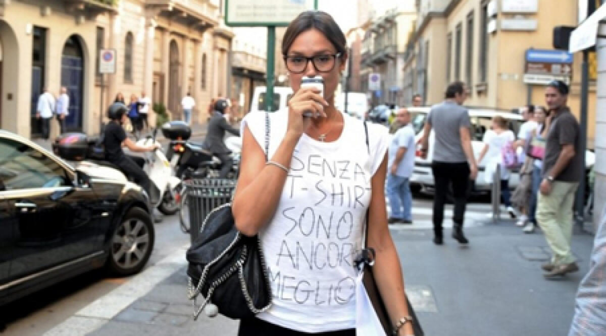 Battaglia giudiziaria T-Shirt resa famosa da Nicole Minetti -