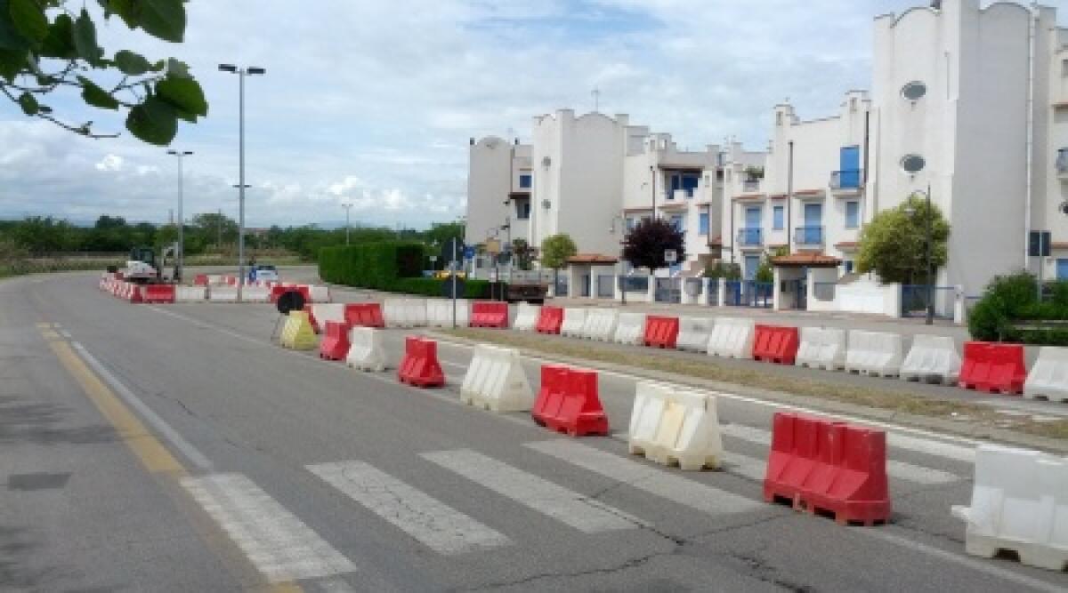 Una ciclabile a due corsie a Portoverde sul parco alla foce del Conca - 