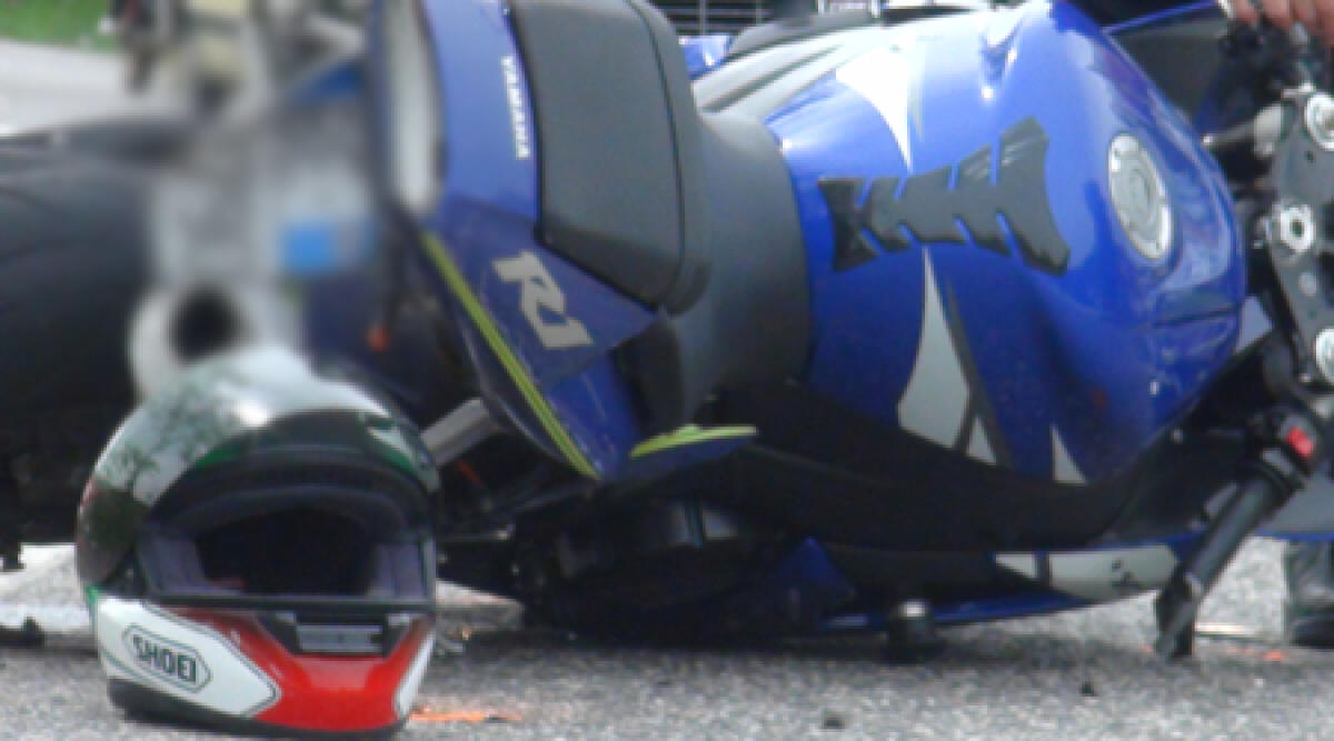 Scontro auto-moto in Via 23 settembre a Rimini: grave 30enne - 