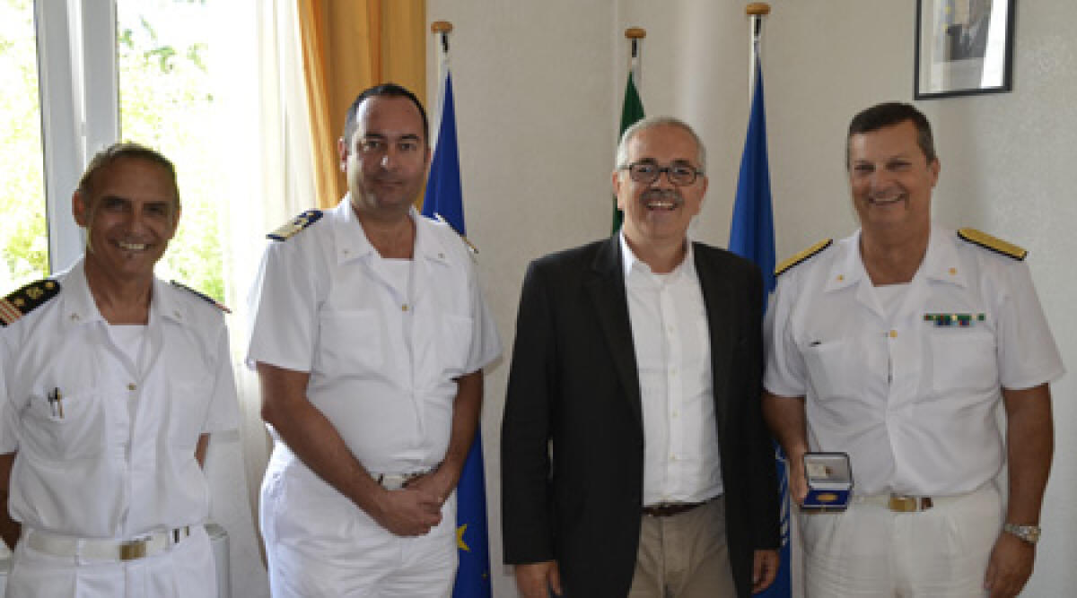 Il sindaco Giannini accoglie l'Ammiraglio Ferrara -