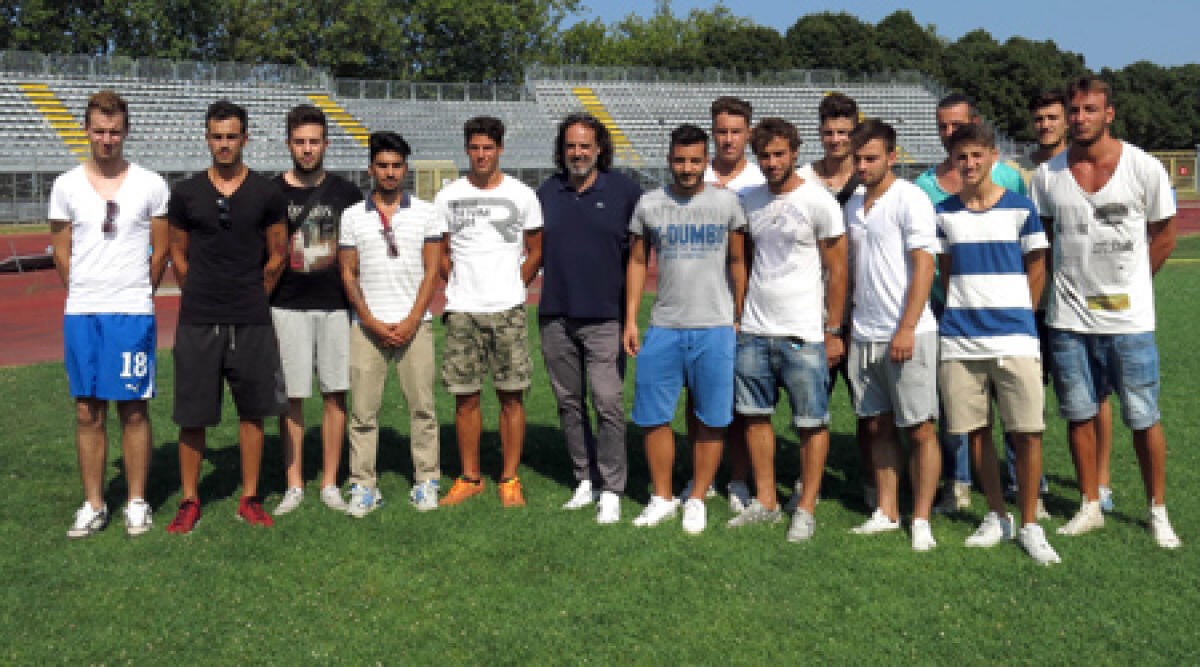 Calcio, partiti per il ritiro a Badia Tedalda i giocatori del Rimini - 