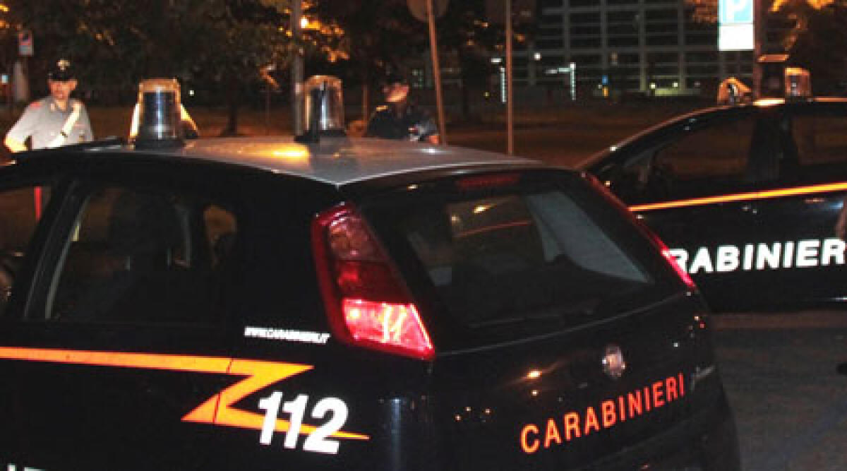 Villa Verucchio: minacciato alla fermata del bus da un uomo armato di coltello -