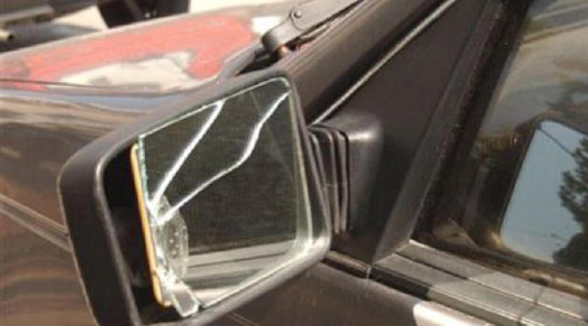 Simulano incidente per estorcere 1500 euro a donna disabile: denunciati - 