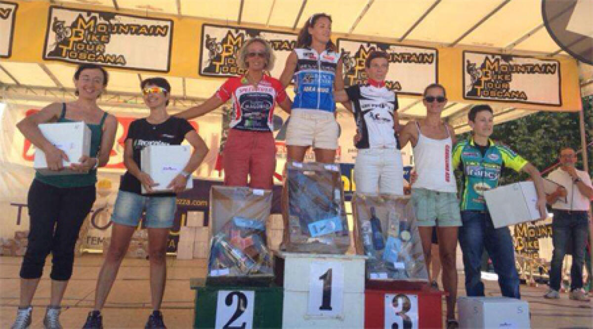 Ciclismo santarcangiolese: vittoria di Monia Conti, podio con Mario Rossi alla Straccabike - 