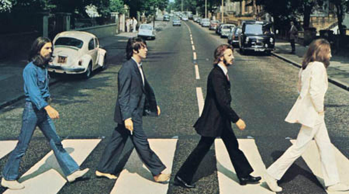 I Beatles in dialetto romagnolo: l'omaggio ai Fab Four di Lorena Cantarelli al Teatro di Novafeltria - 
