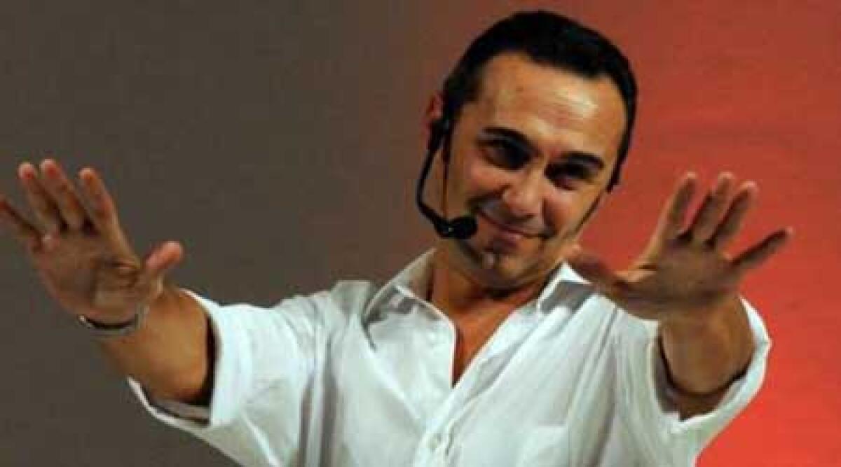 Rimini. Tutto esaurito per lo spettacolo di Giuseppe Giacobazzi al Teatro Novelli -