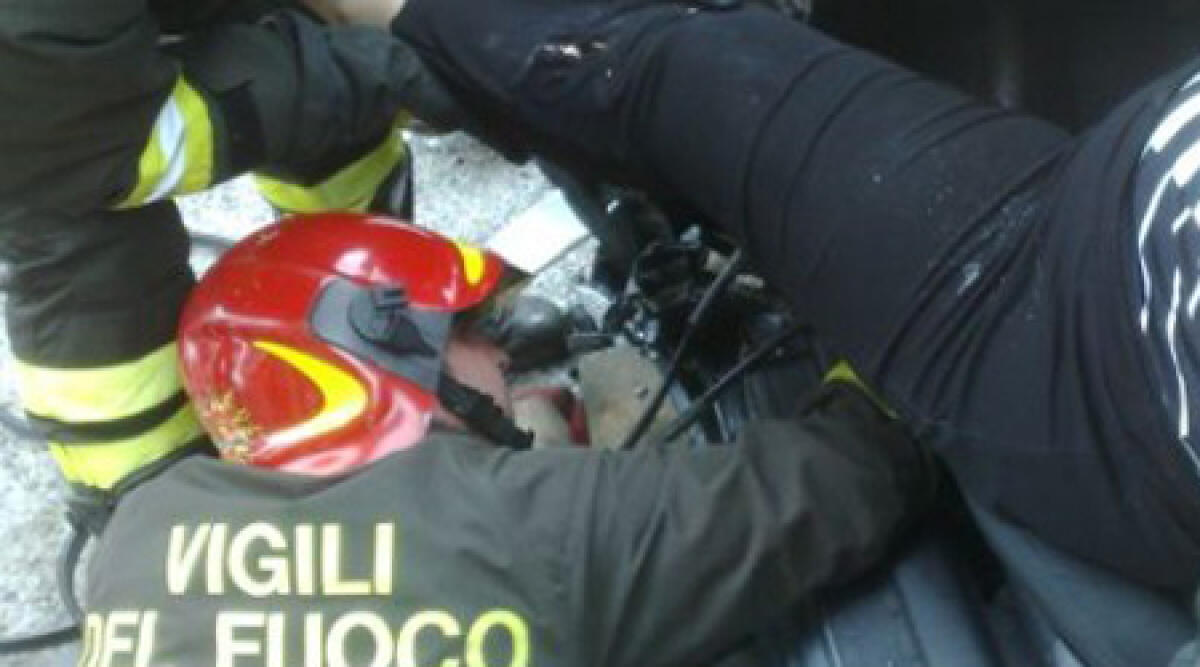 Frontale tra auto a Cella di Misano, feriti incastrati nelle lamiere. 4 donne coinvolte, una gravissima - 