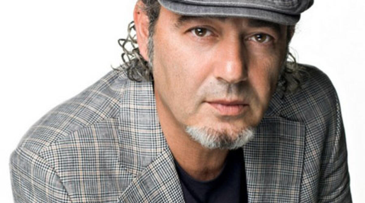 Disco d'oro per Luca Carboni. Il cantautore bolognese in concerto a Rimini il 30 gennaio -