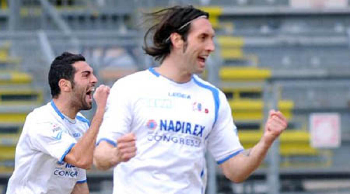 Calcio Lega Pro: ufficiale, Cesca &egrave; del Rimini. Secondo rinforzo in attacco dopo Radoi - 