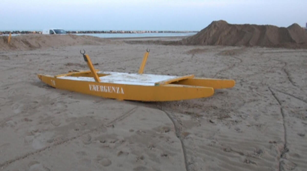 Video: erosione e cemento selvaggio, così la spiaggia di Rimini rischia di sparire -