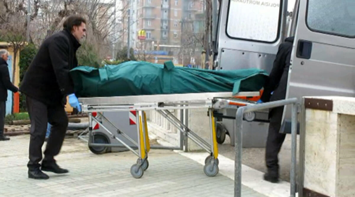 Video: trovato morto per strada cuoco riminese, lavorava al ristorante Tiresia - 