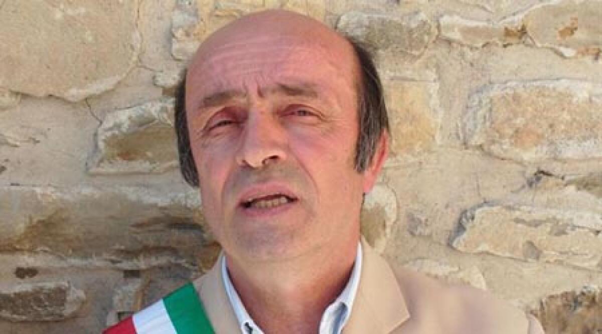Sindaco di Badia Tedalda pulisce fiumi per evitare danni da piene e viene indagato - 