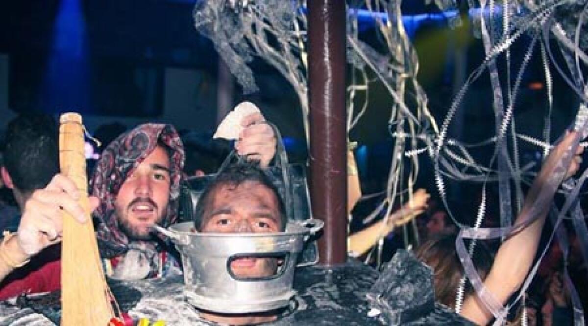 Jolly Disco Novafeltria: un' azdora e il suo forno miglior maschera del carnevale 2014 - 