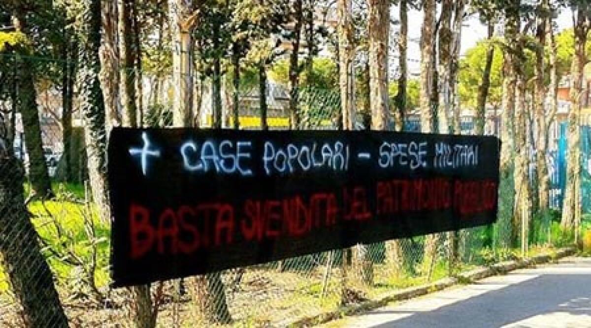 Palazzine Villaggio Azzurro in svendita, il Paz chiede alloggi per i bisognosi - 