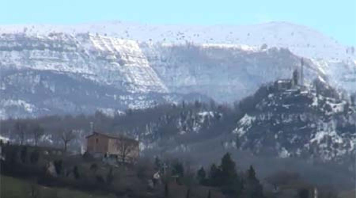 Video: temperature a picco e neve sul Carpegna, colpo di coda dell'inverno - 