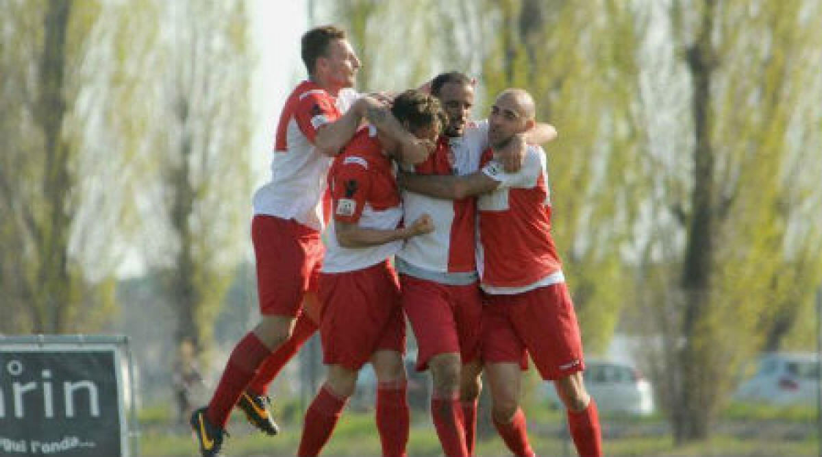 Calcio, l'esultanza sul goal di Aya simbolo del momento no del Rimini - 