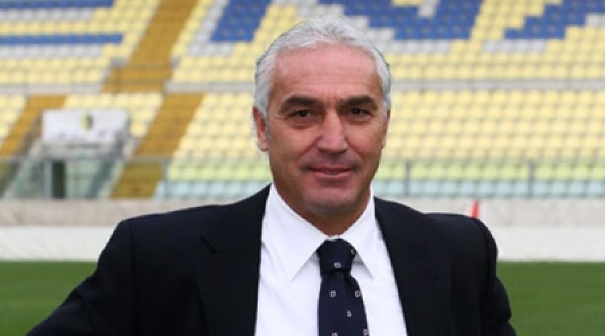 Calcio Lega Pro: Agatino Cuttone lascia la panchina del San Marino - 