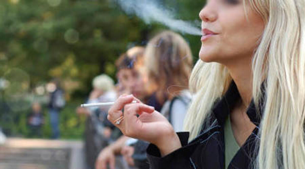 No al tabacco, a Santarcangelo flash mob degli studenti del Molari - 