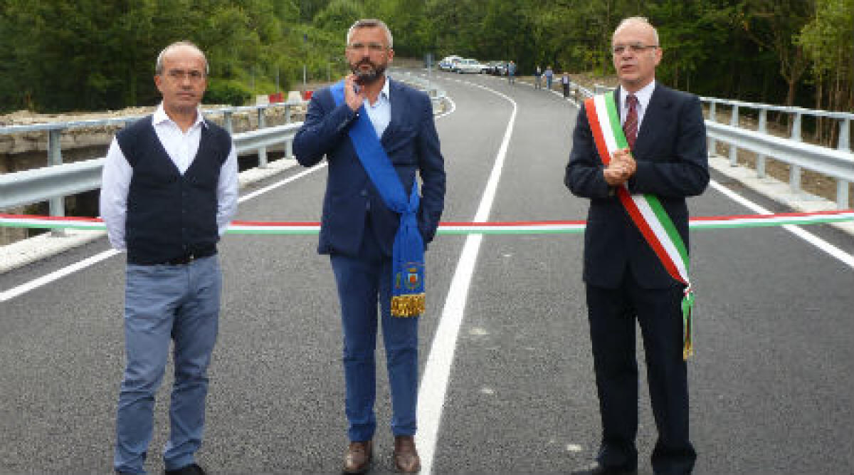 Foto, Alta Valmarecchia: ecco il nuovo ponte del Rio Cavo, costo 650.000 euro -