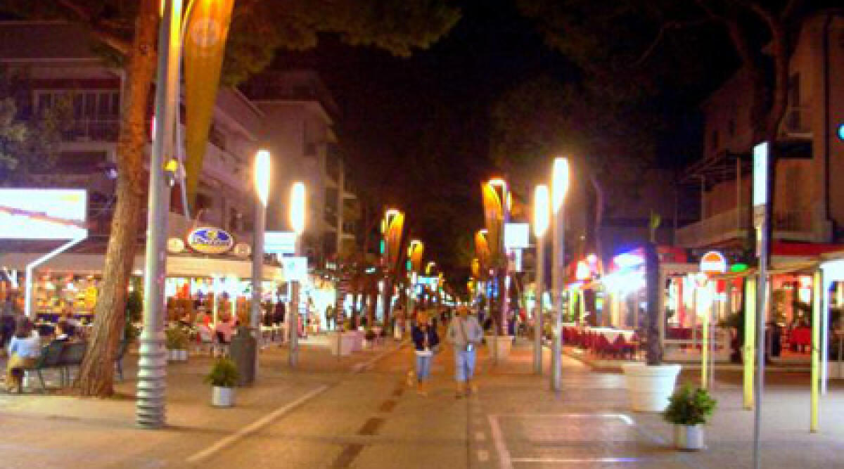 Riccione: viale Dante, 27enne tenta furto alla sala giochi: arrestato - 