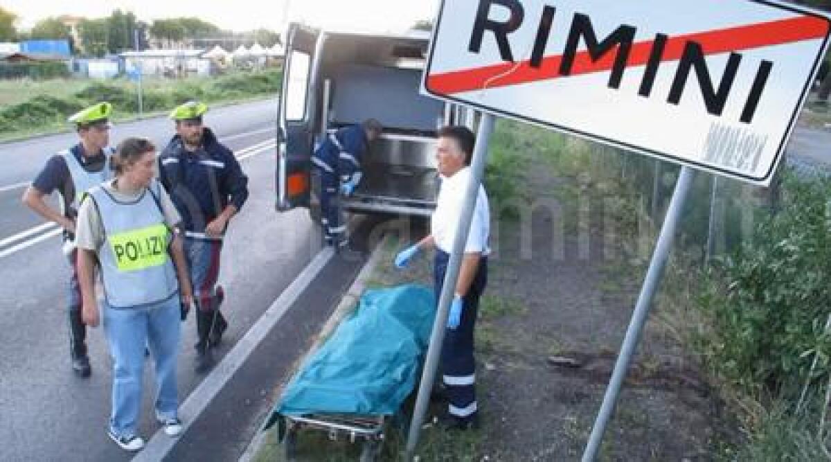 Video: tragedia a Rimini, 17enne investito ed ucciso mentre attraversa la strada - 