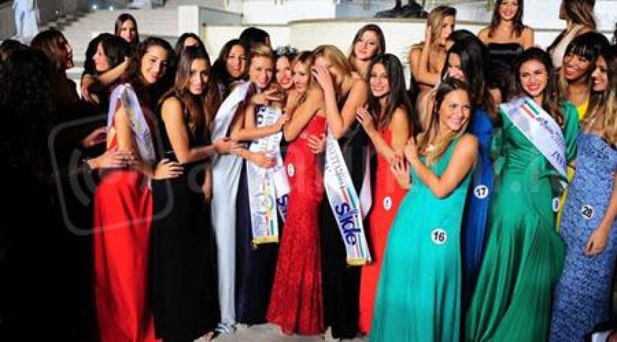 Foto: Gabicce incorona la sua reginetta, la 16enne Giorgia Ariu -