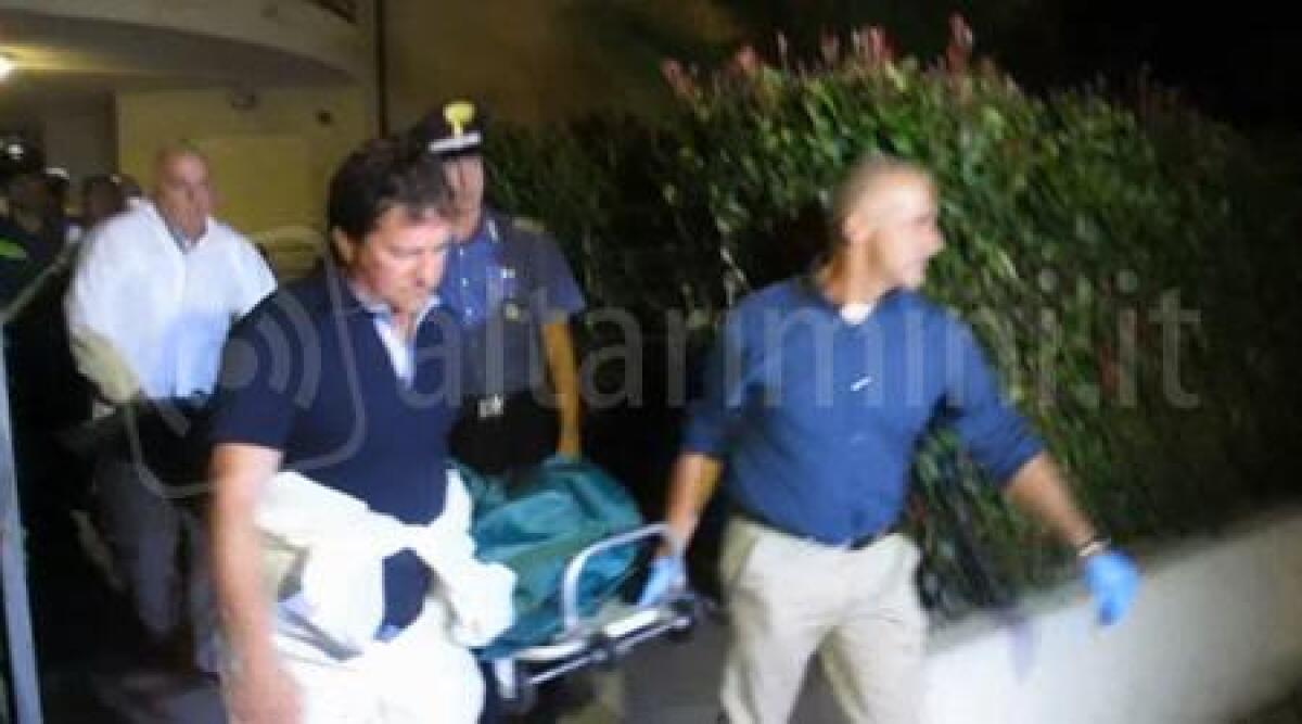 Video: dramma a Cattolica, omicidio suicidio di coppia 30enne davanti ai figli piccoli -