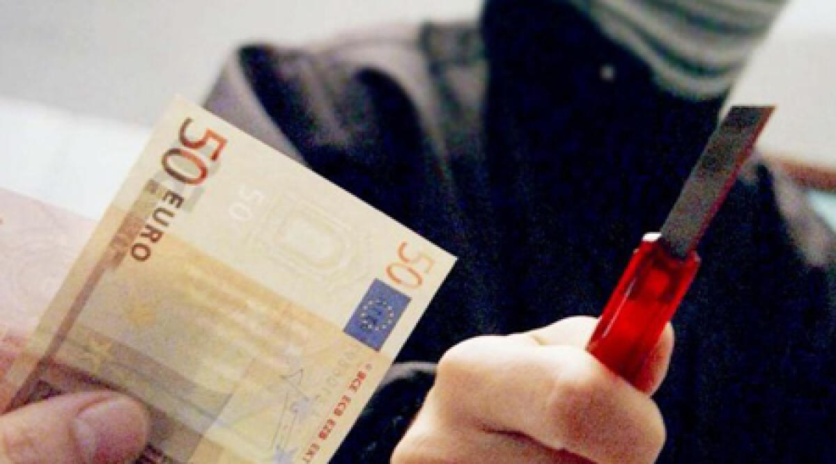 Morciano: rapina in banca, bottino da 5mila euro - 
