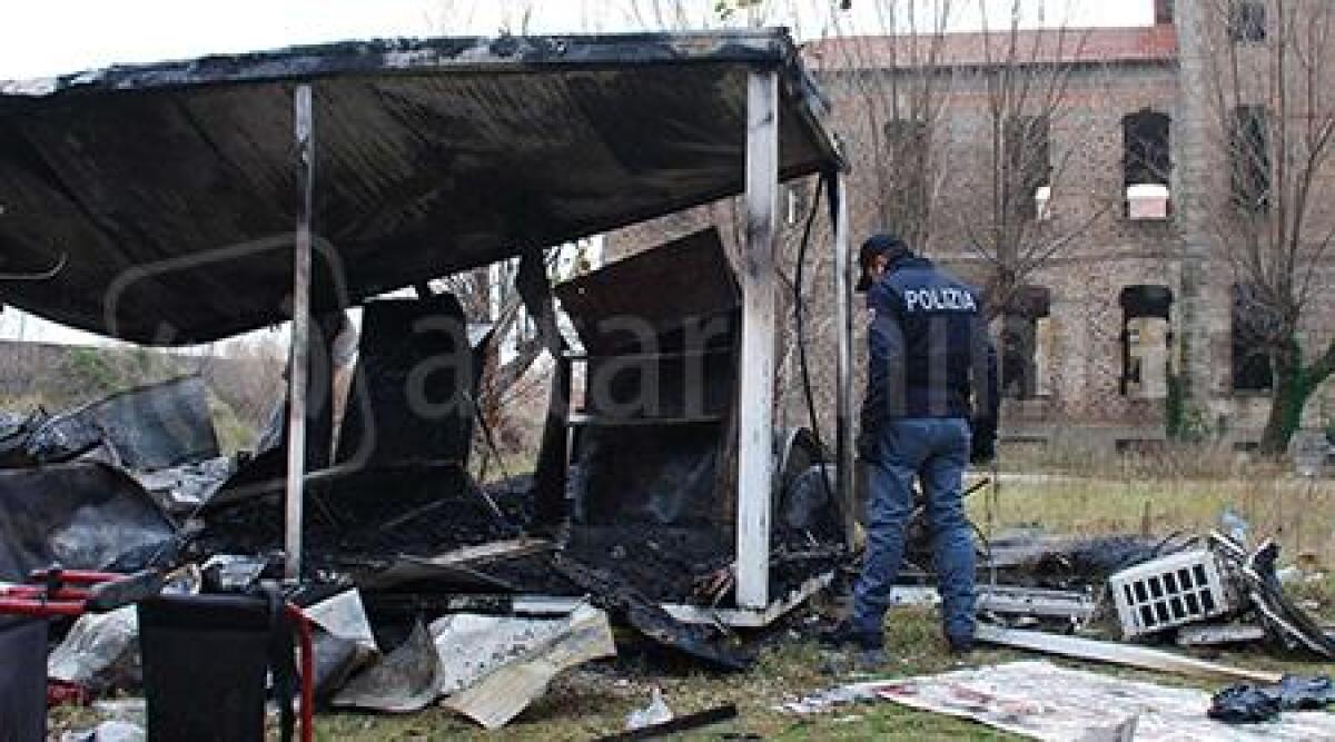 Bellariva di Rimini: rogo nell'ex colonia 'Murri', un container viene distrutto - 