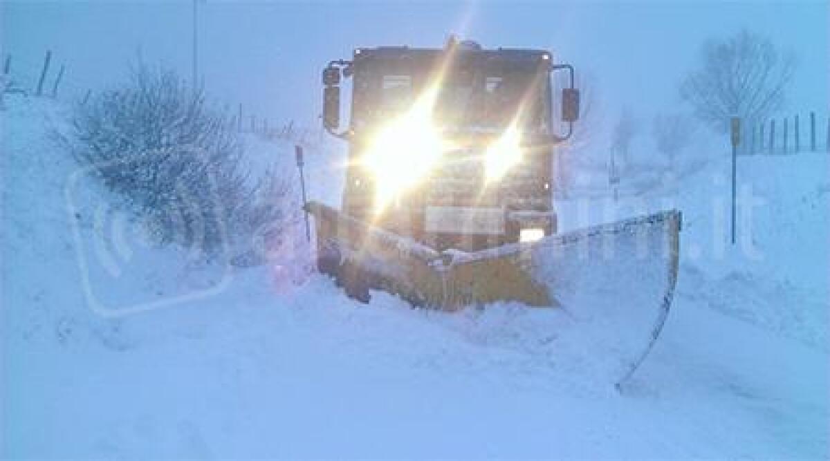La neve a Casteldelci, ecco le foto di un lettore alla redazione con WhatsApp - 