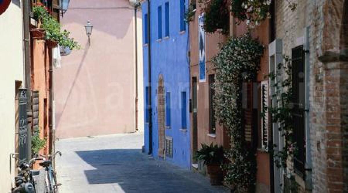La regista riminese Gori racconta il Borgo San Giuliano in un documentario -