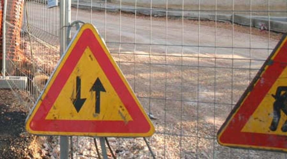 Riccione, sostituzione della rete acquedotto e marciapiedi: partiti i lavori in Via Ortona -