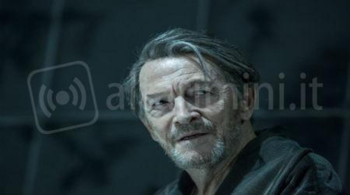 Umberto Orsini a Rimini con il pirandelliano "Giuoco delle parti" -