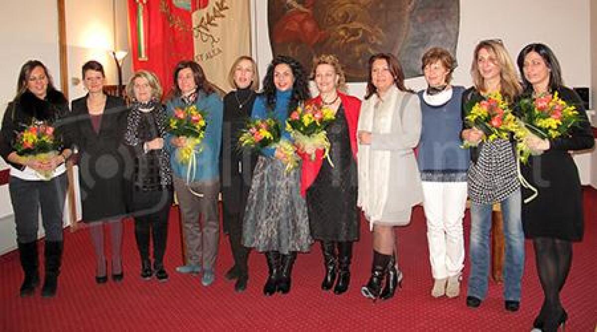 Festa della donna: premiate in Comune a Rimini sei 'imprenditrici di successo' - 