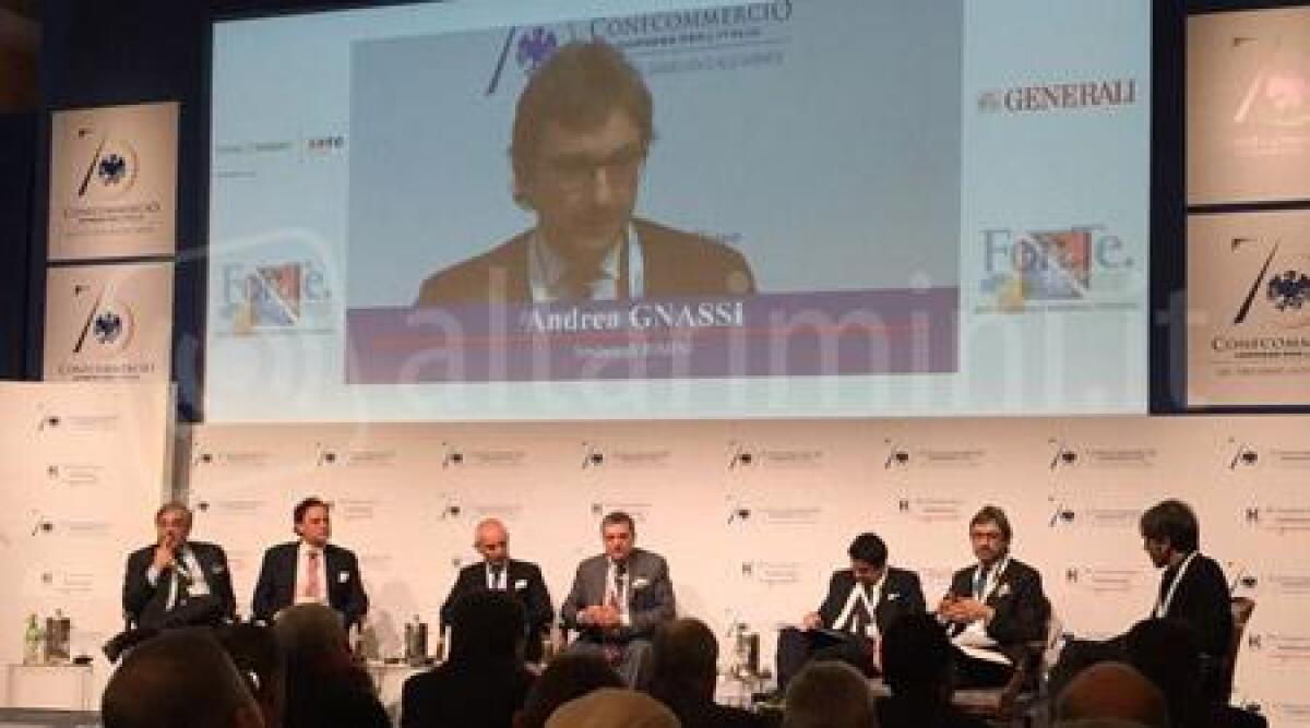 Forum a Cernobbio, c'&egrave; anche il sindaco di Rimini: 'abbassare iva al settore turismo' - 