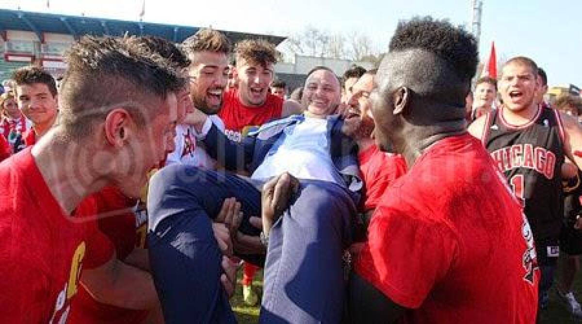 Dallo stadio agli spogliatoi, fino ai caroselli: il video della festa del Rimini Calcio -