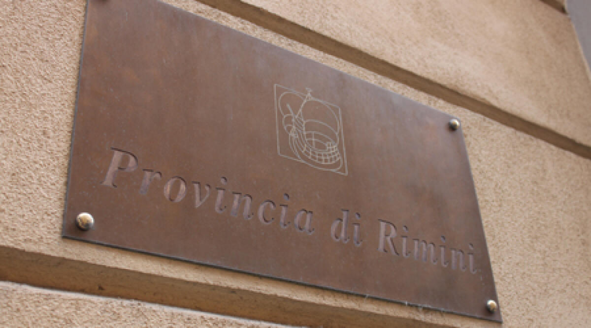 Indagine a Rimini imprese poco innovative: troppa pressione fiscale, bene l'uso del web - 